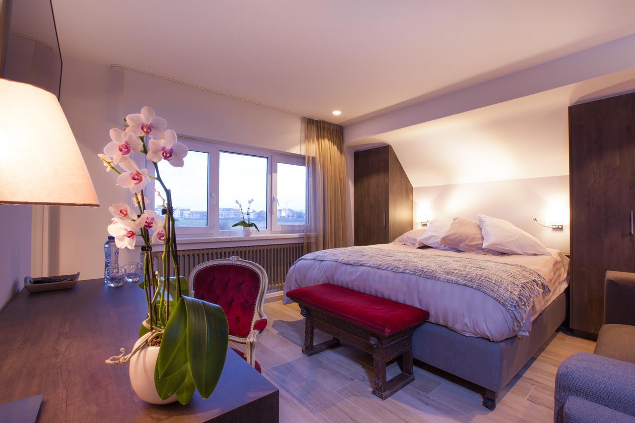 Sable D'O -Vlak Aan De Zee- Bed & Breakfast Mariakerke  Екстериор снимка